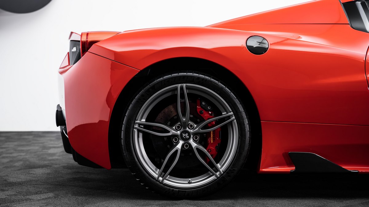 2015 Ferrari 458 Speciale Aperta, 12/19