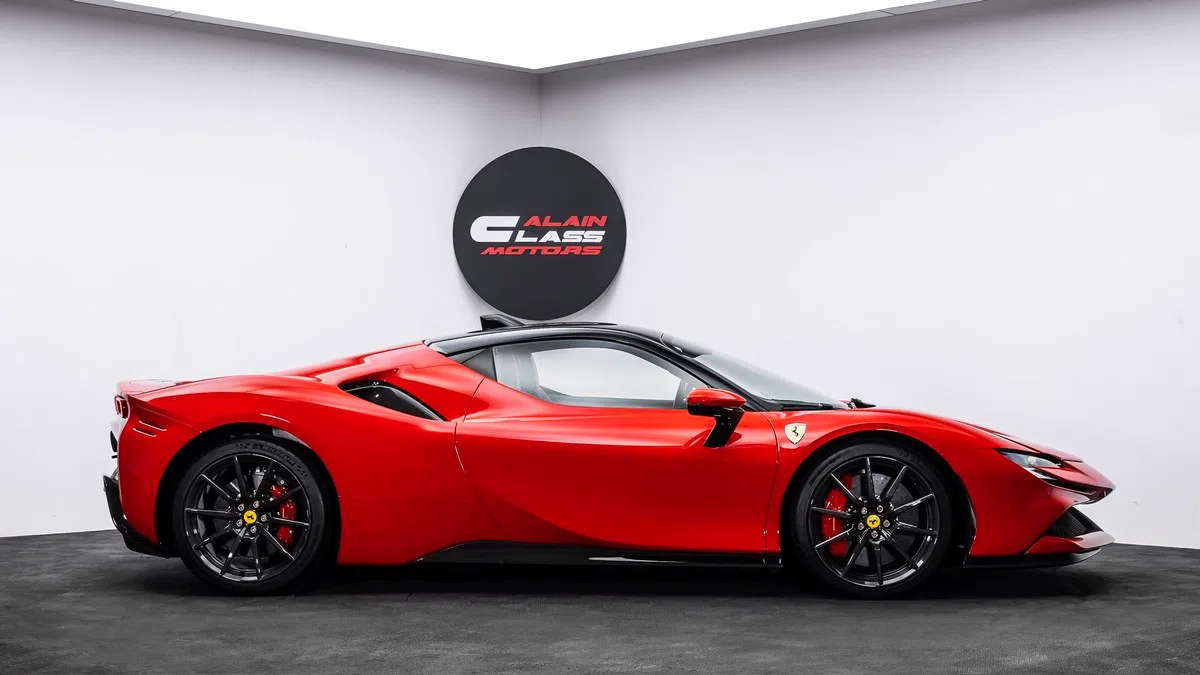 2021 Ferrari SF90 Stradale for sale, exterior, Rosso Corsa