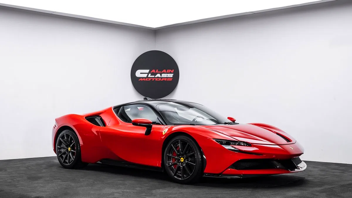 2021 Ferrari SF90 Stradale for sale, exterior, Rosso Corsa
