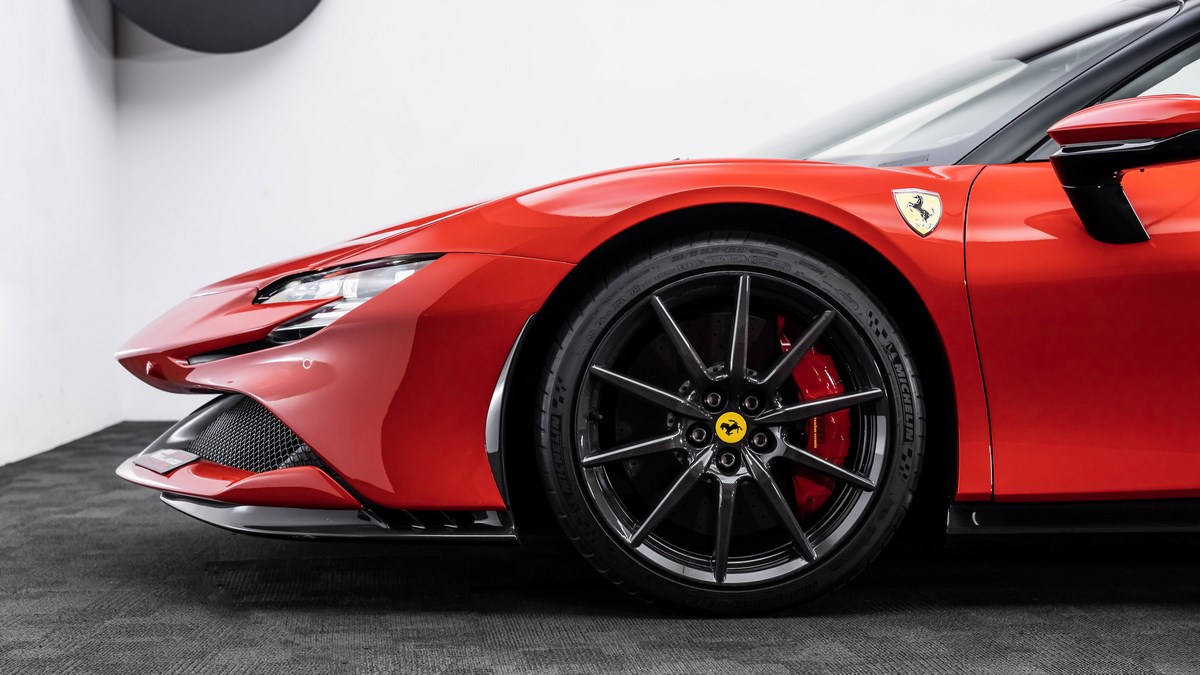2021 Ferrari SF90 Stradale, 12/16