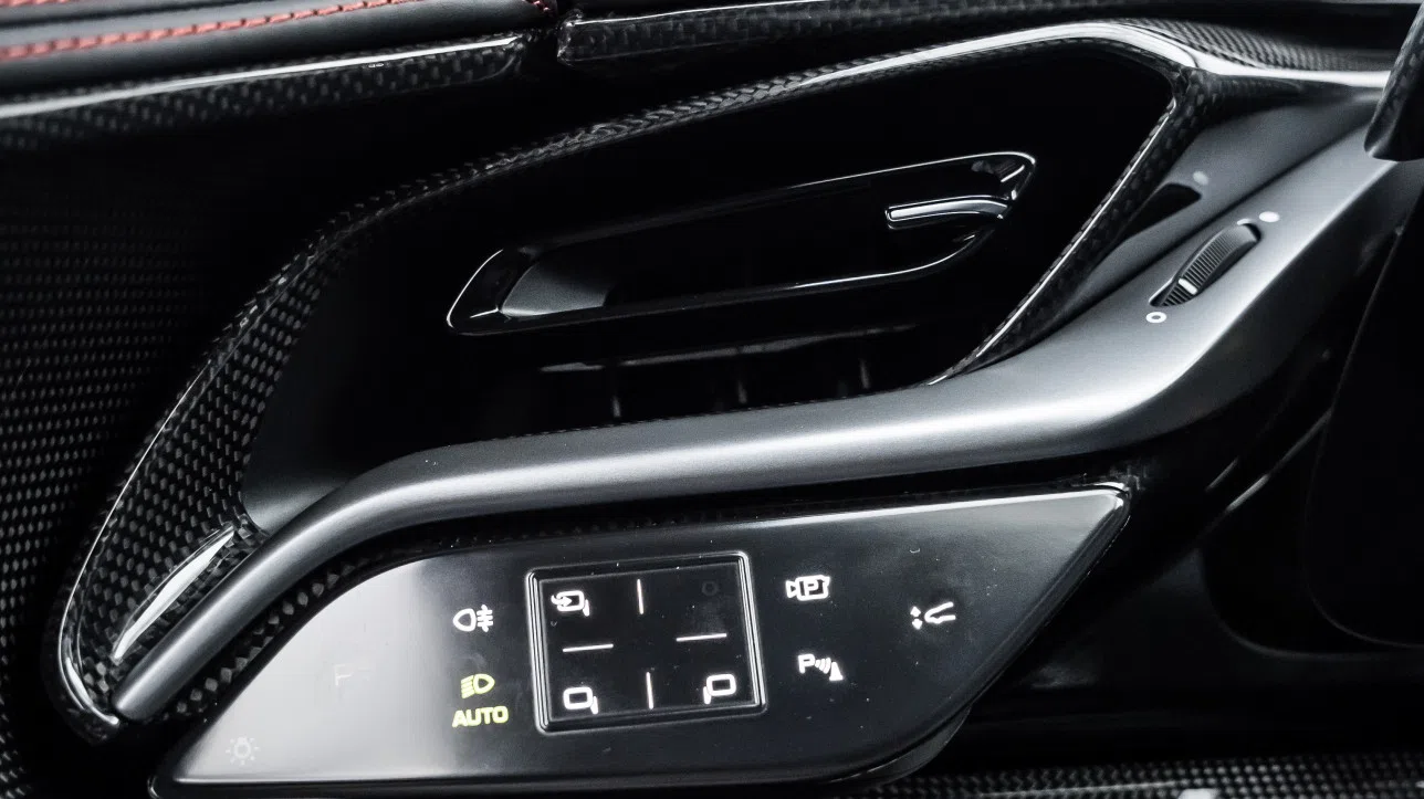 2021 Ferrari SF90 Stradale interior, center console, Nero
