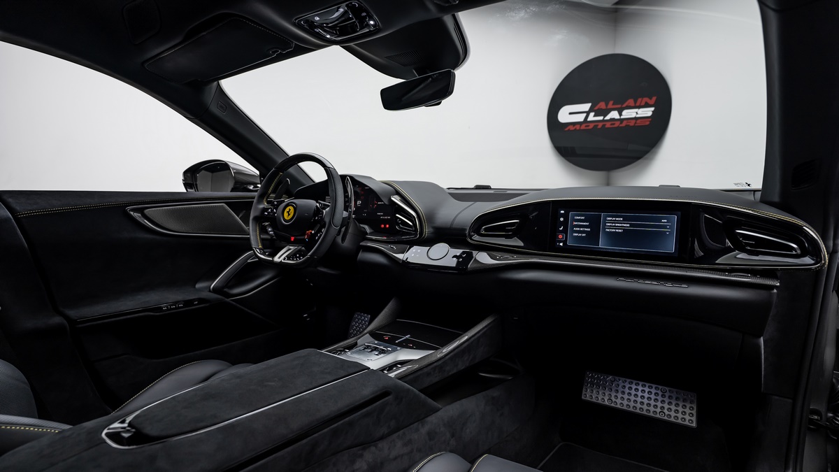 2024 Ferrari Purosangue, 6/17