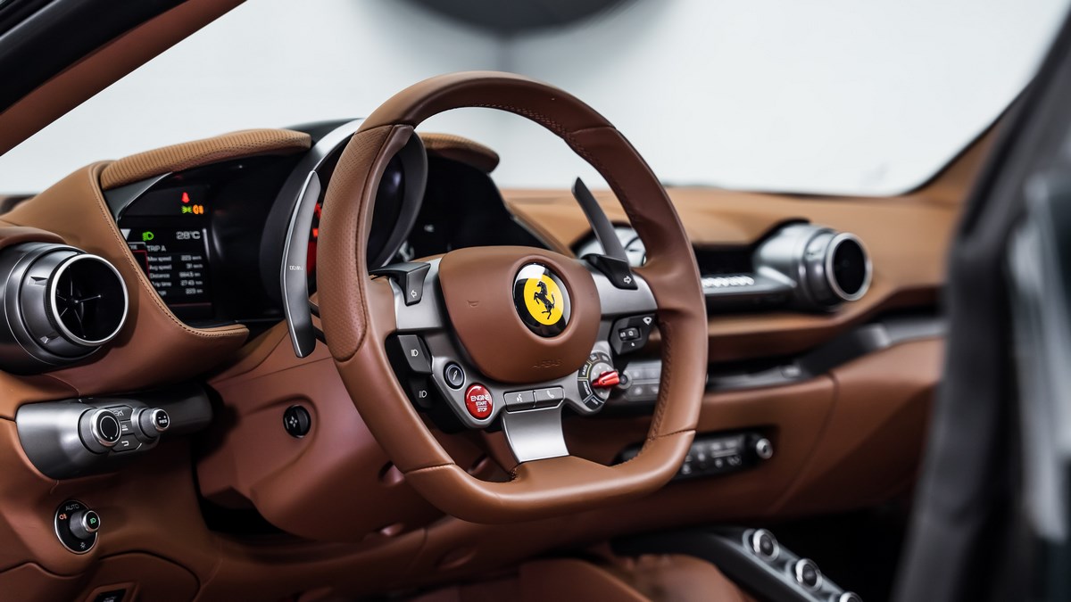 2021 Ferrari 812 GTS, 3/17