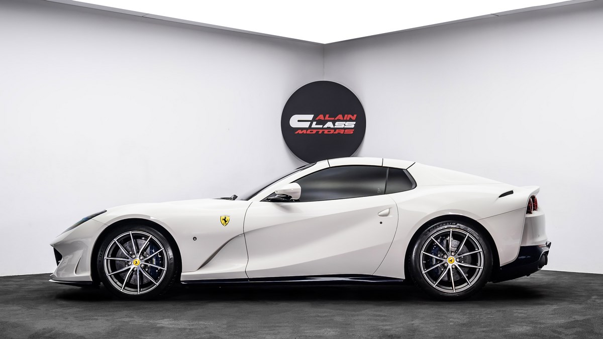 2023 Ferrari 812 GTS, 8/19