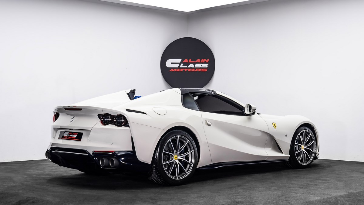 2023 Ferrari 812 GTS, 11/19
