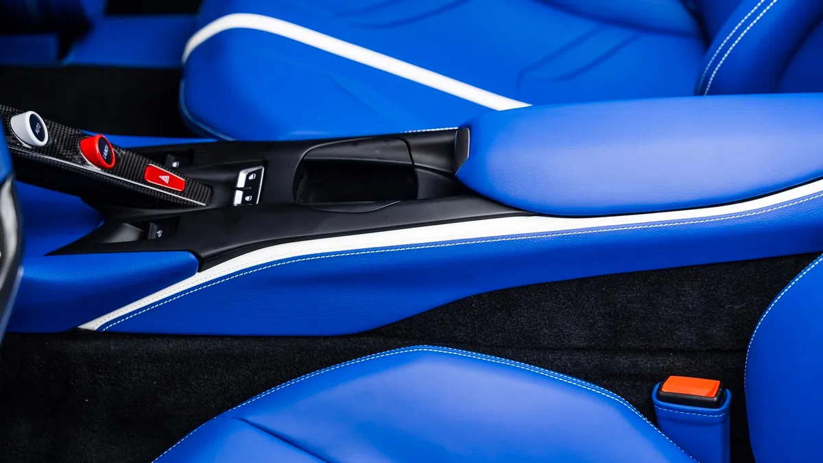 2023 Ferrari 812 GTS interior, Blue | Black