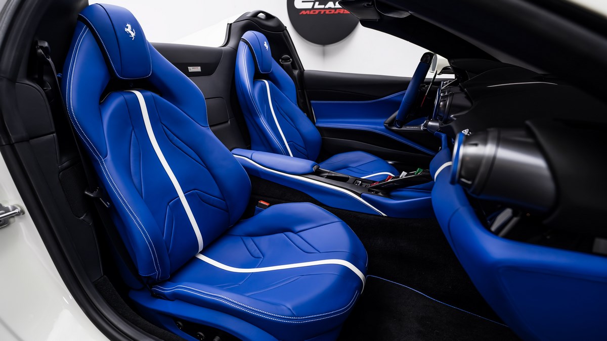 2023 Ferrari 812 GTS, 18/19