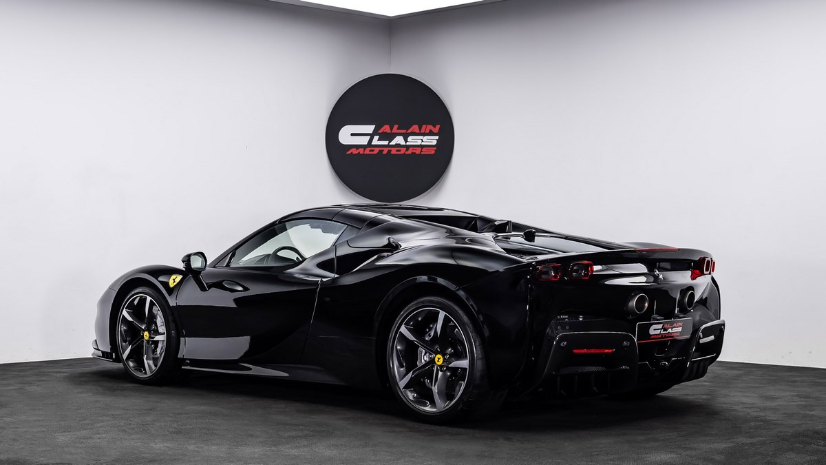 2024 Ferrari SF90 Spider, 9/18