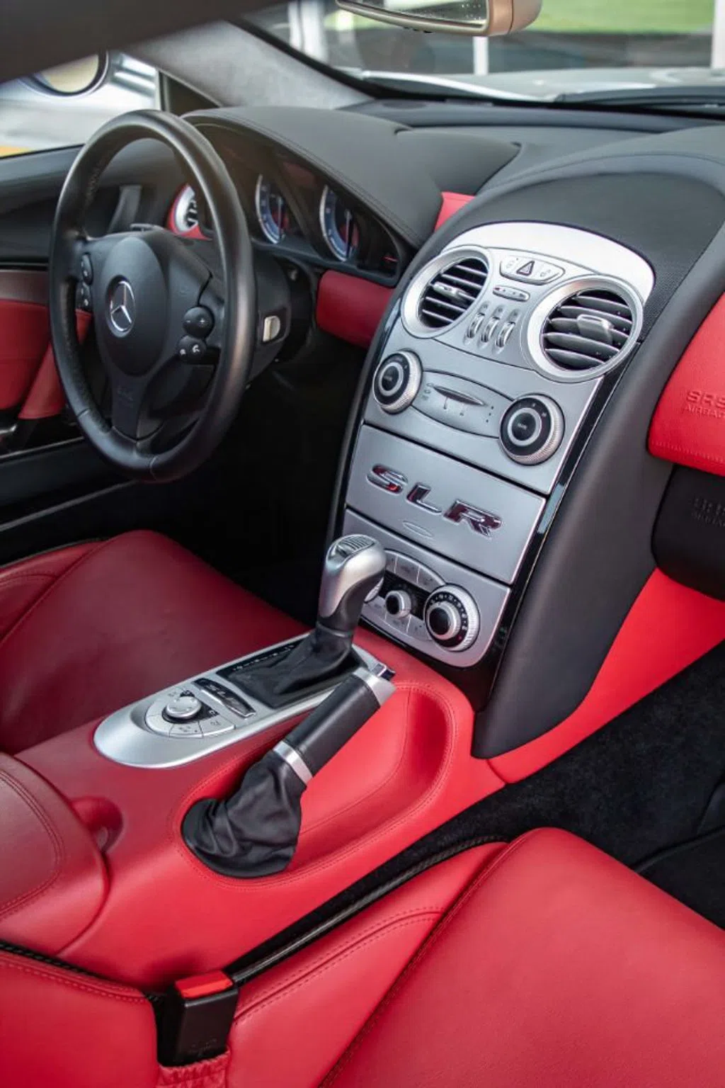2005 Mercedes-Benz SLR McLaren, 17/18