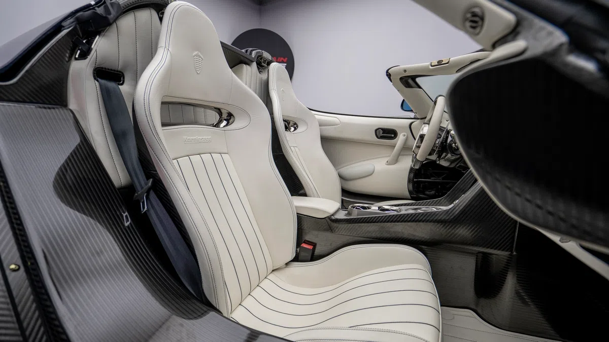 2019 Koenigsegg Regera interior, seats, Beige