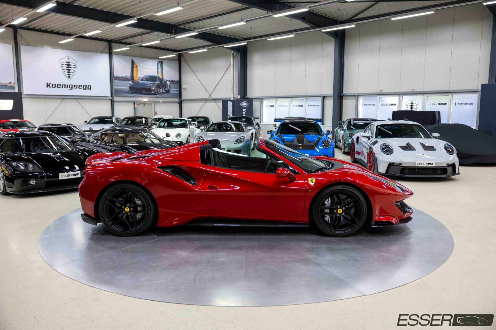 2020 Ferrari 488 Pista Spider, 12/15