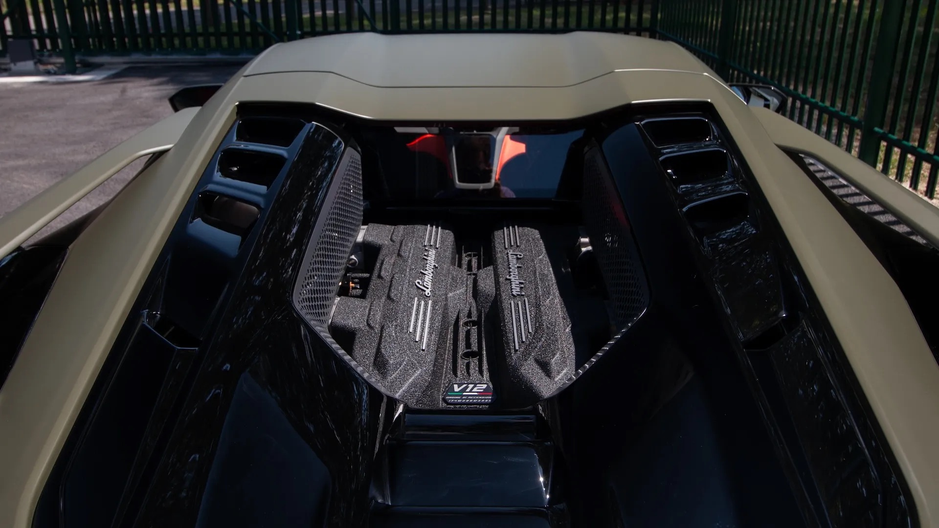 2024 Lamborghini Revuelto, 9/15