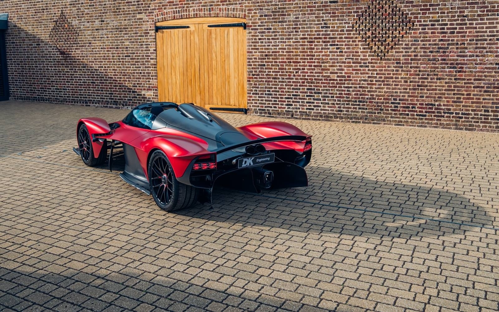 2023 Aston Martin Valkyrie Spider, 16/20