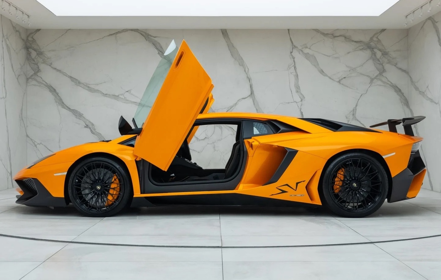 2015 Lamborghini Aventador LP 750-4 SV