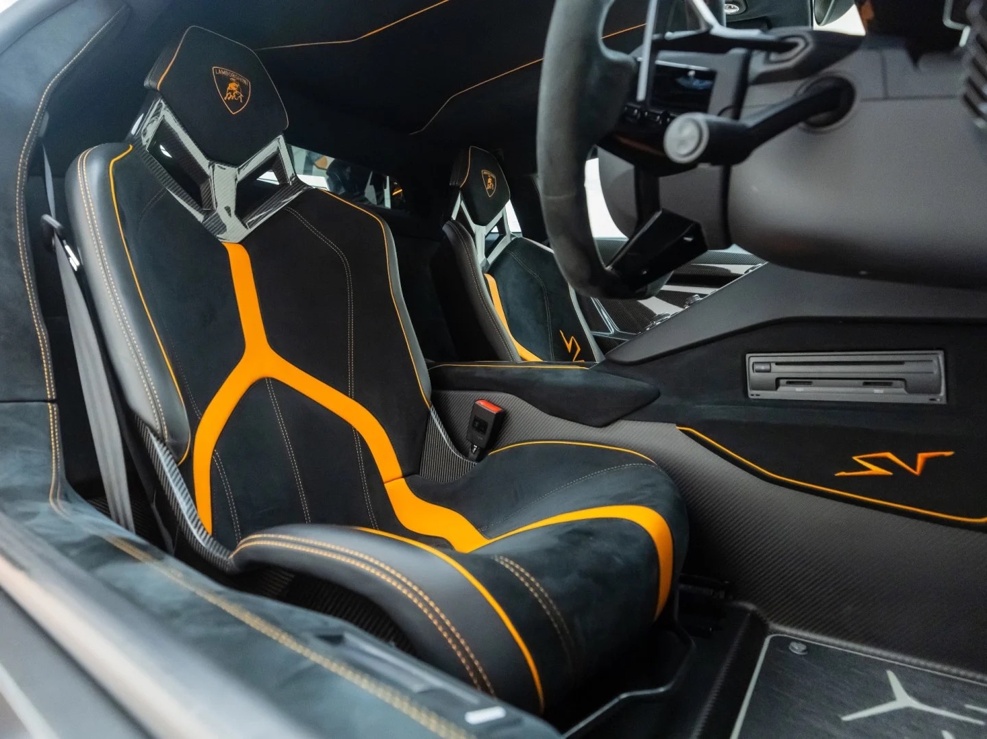 2015 Lamborghini Aventador LP 750-4 SV, 6/38