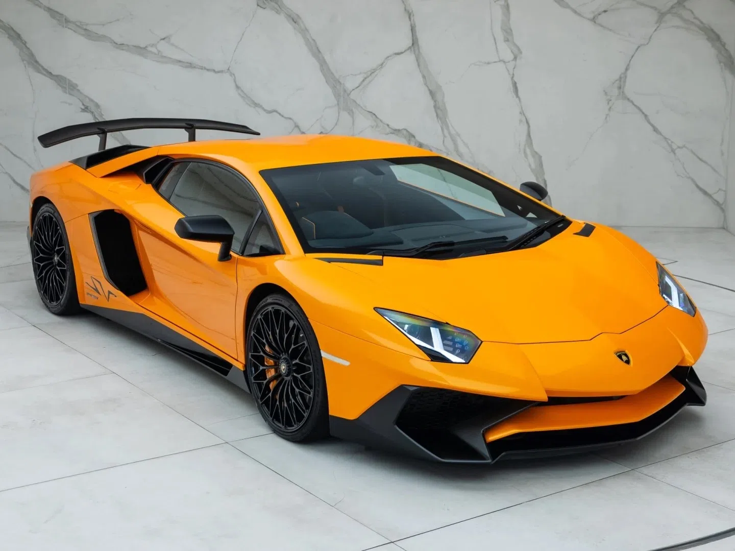 2015 Lamborghini Aventador LP 750-4 SV for sale, exterior, Arancio Atlas