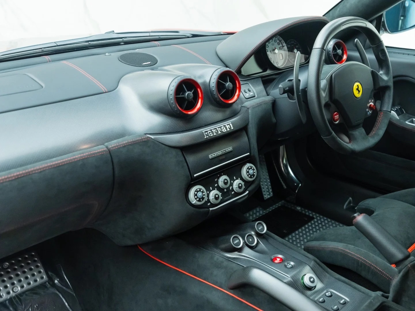 2011 Ferrari 599 GTO, 6/20