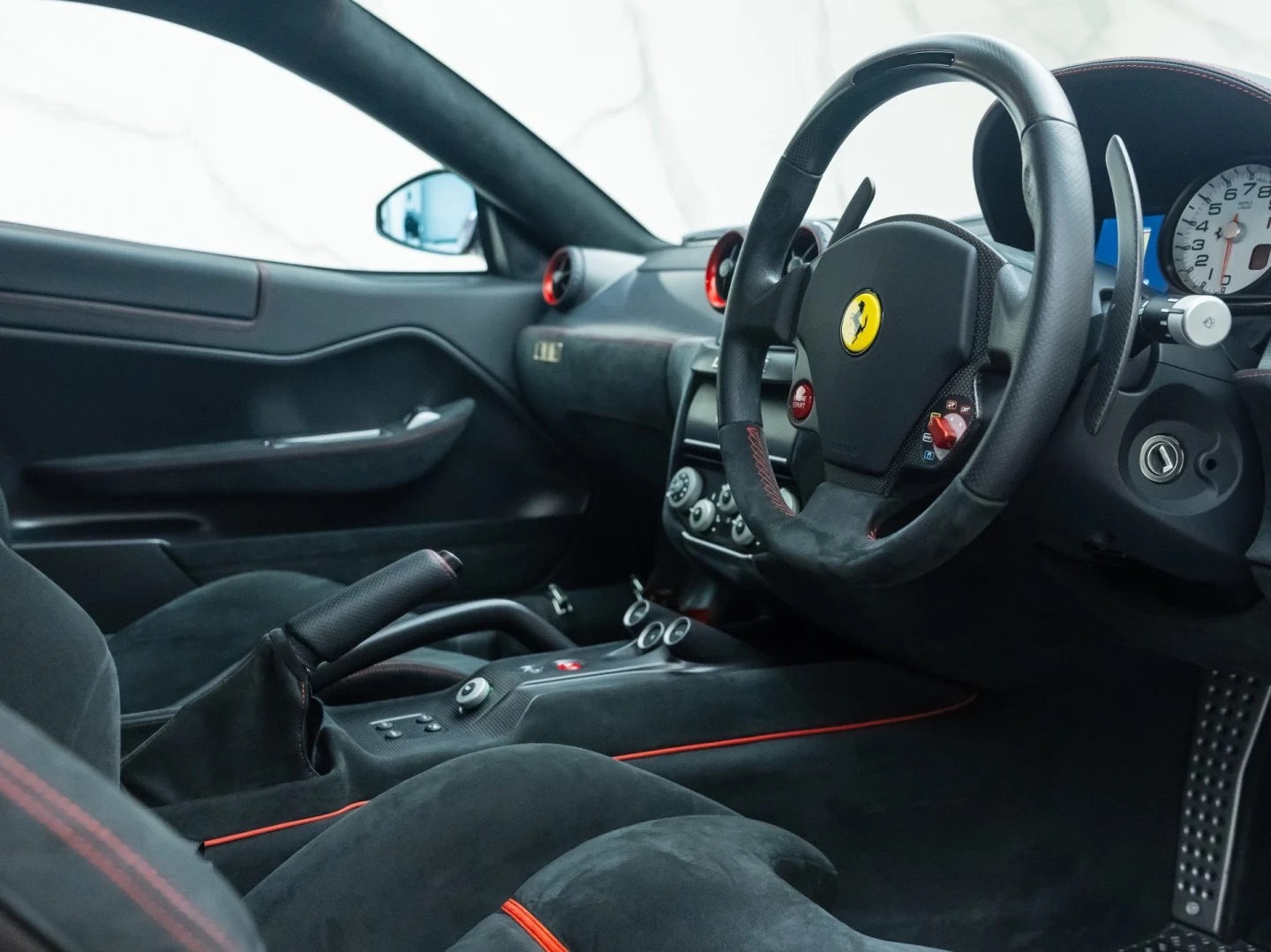 2011 Ferrari 599 GTO, 9/20