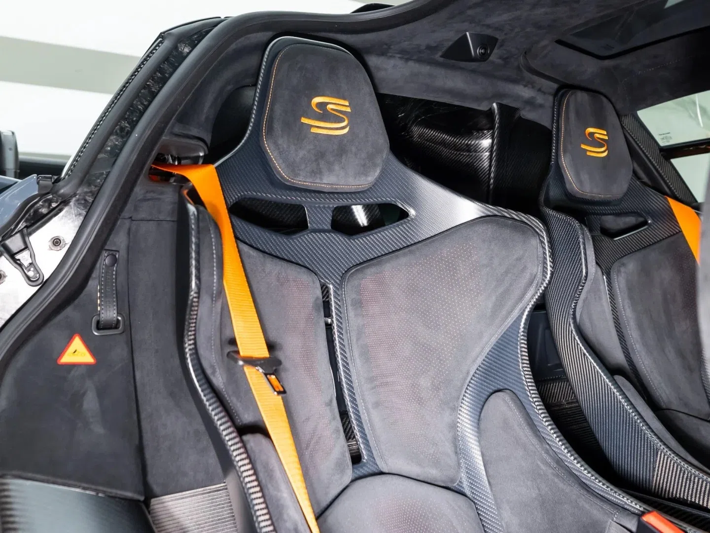 2019 McLaren Senna interior, Black