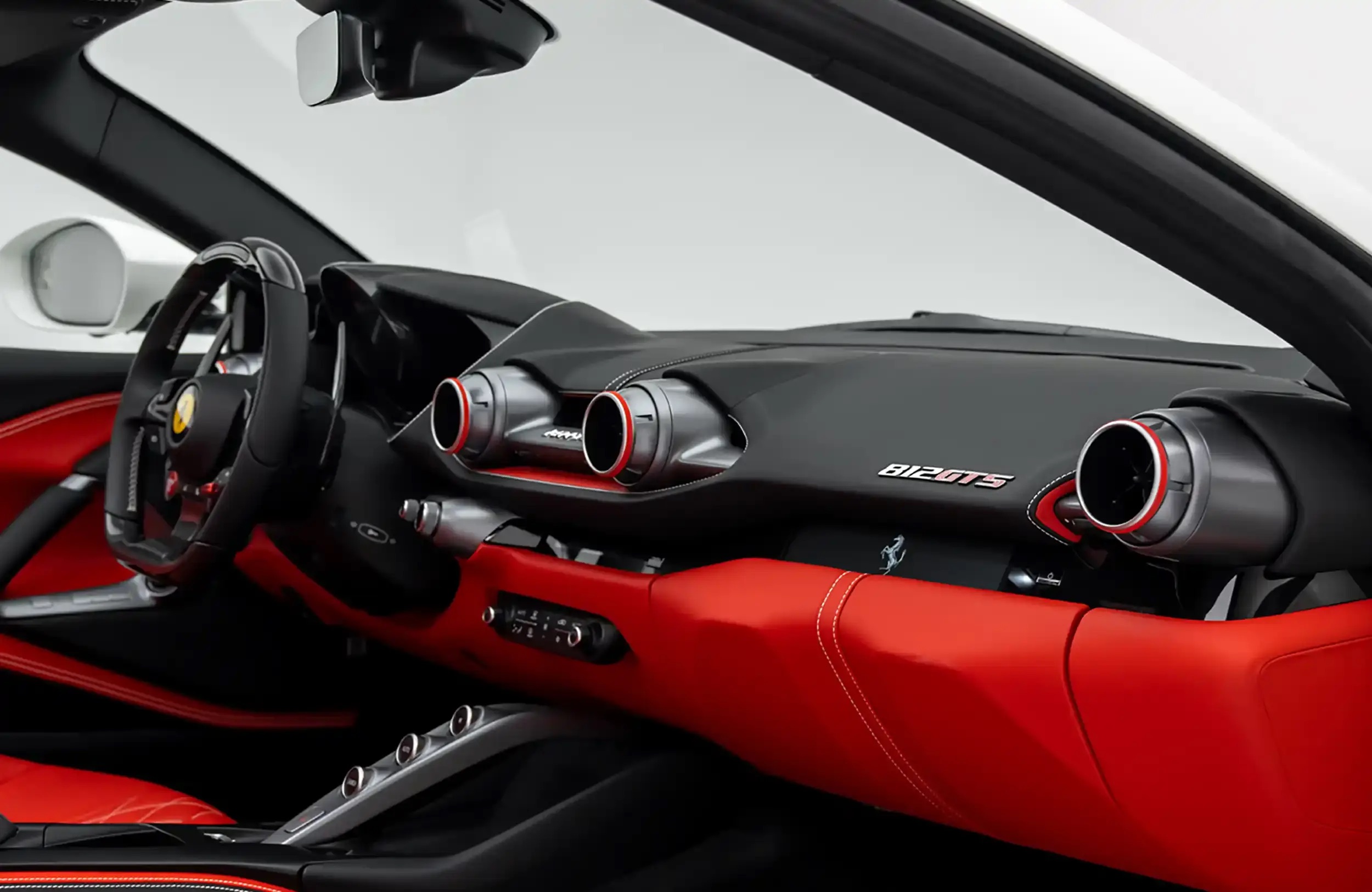 2021 Ferrari 812 GTS, 6/16