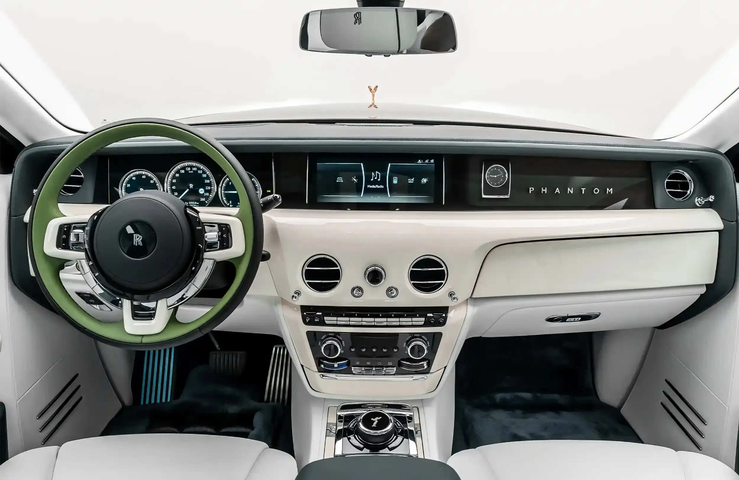 2024 Rolls-Royce Phantom Series II interior, dashboard