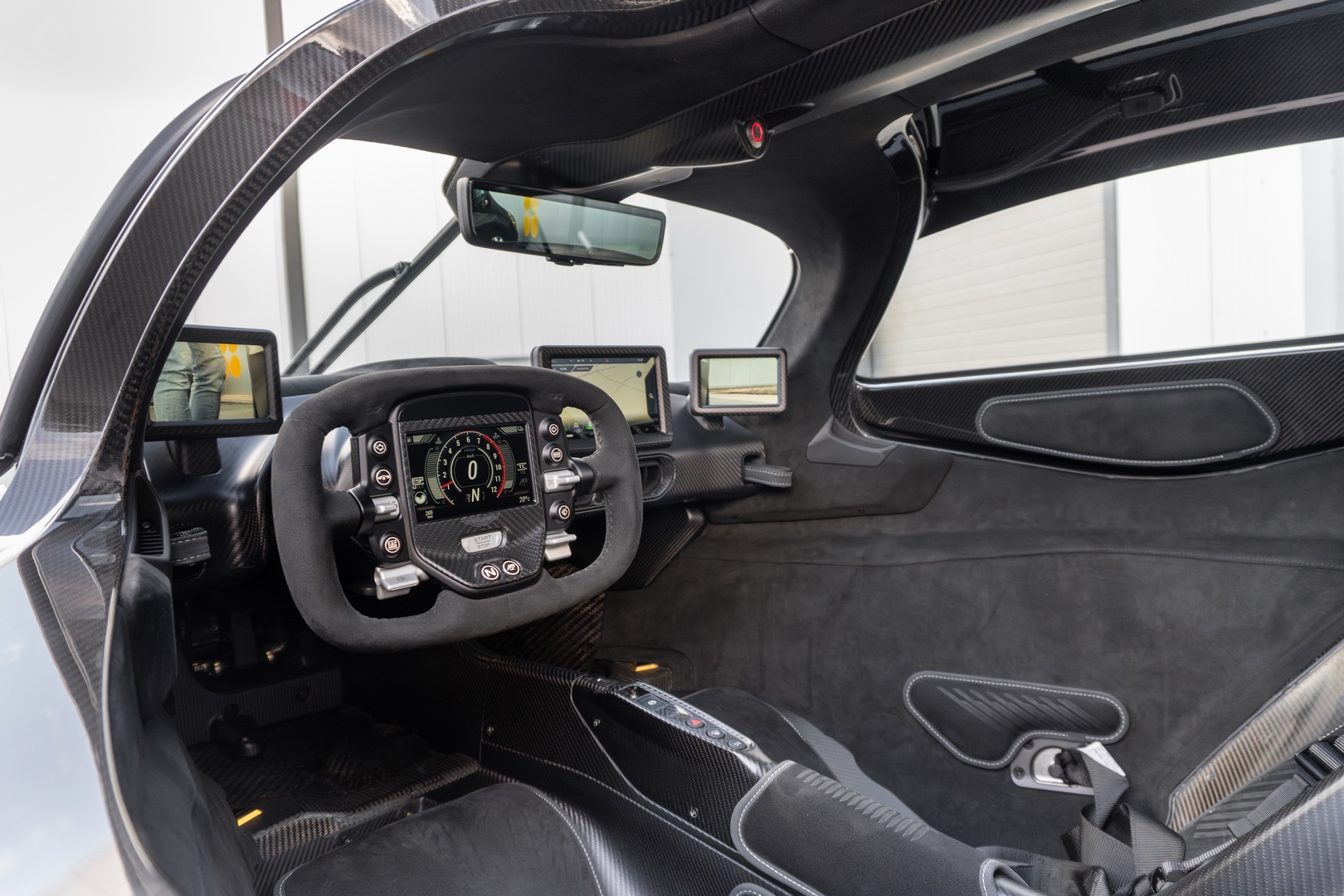 2022 Aston Martin Valkyrie, 5/18