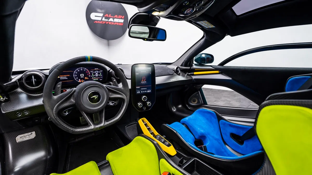 2019 McLaren Senna interior, dashboard, Black | Blue | Green