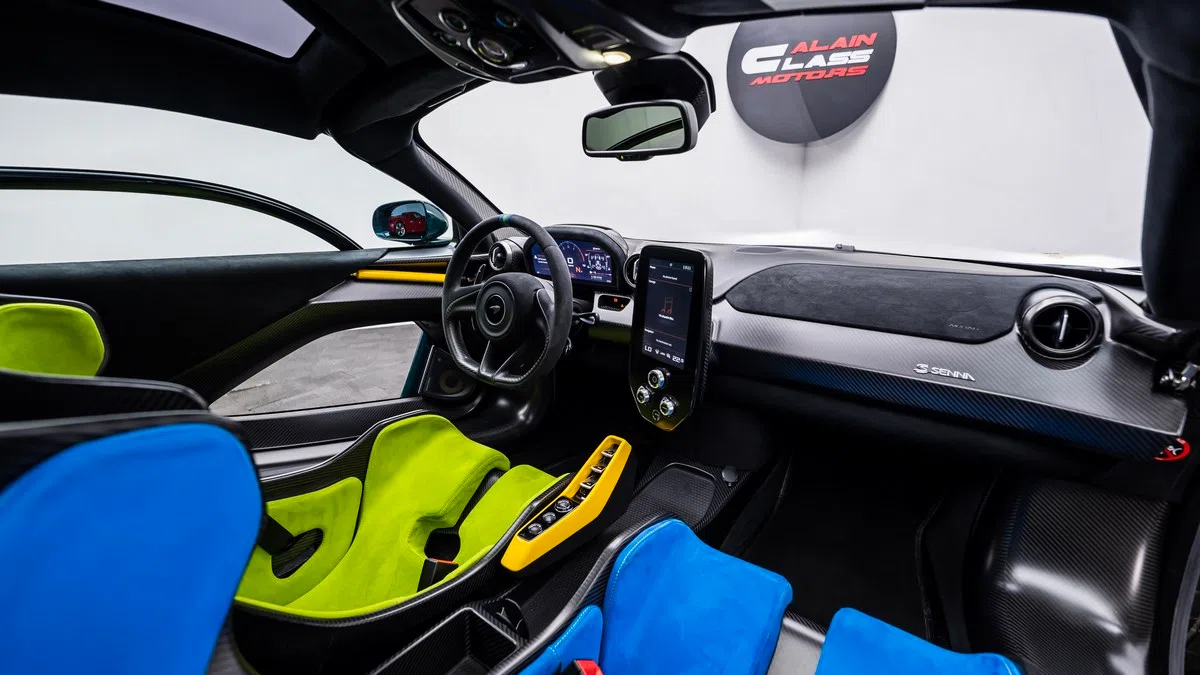 2019 McLaren Senna interior, Black | Blue | Green