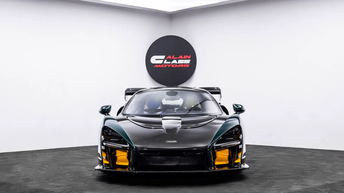 2019 McLaren Senna for sale, exterior, Green Carbon Fiber | Black Carbon Fiber