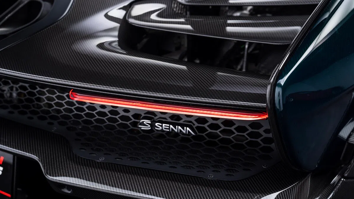2019 McLaren Senna for sale, exterior, Green Carbon Fiber | Black Carbon Fiber