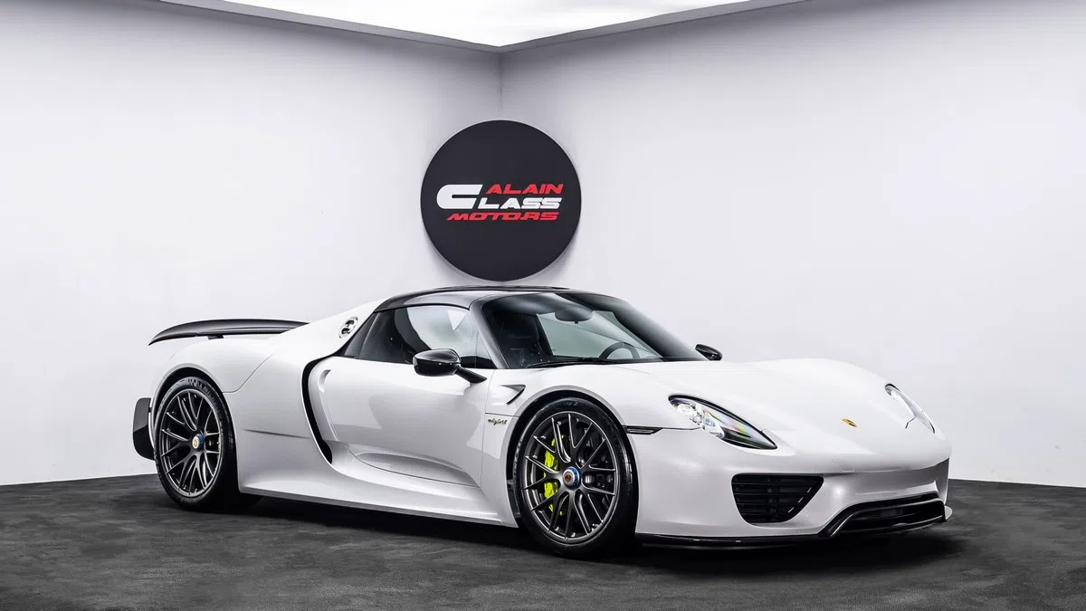 2015 Porsche 918 Spyder Weissach Package