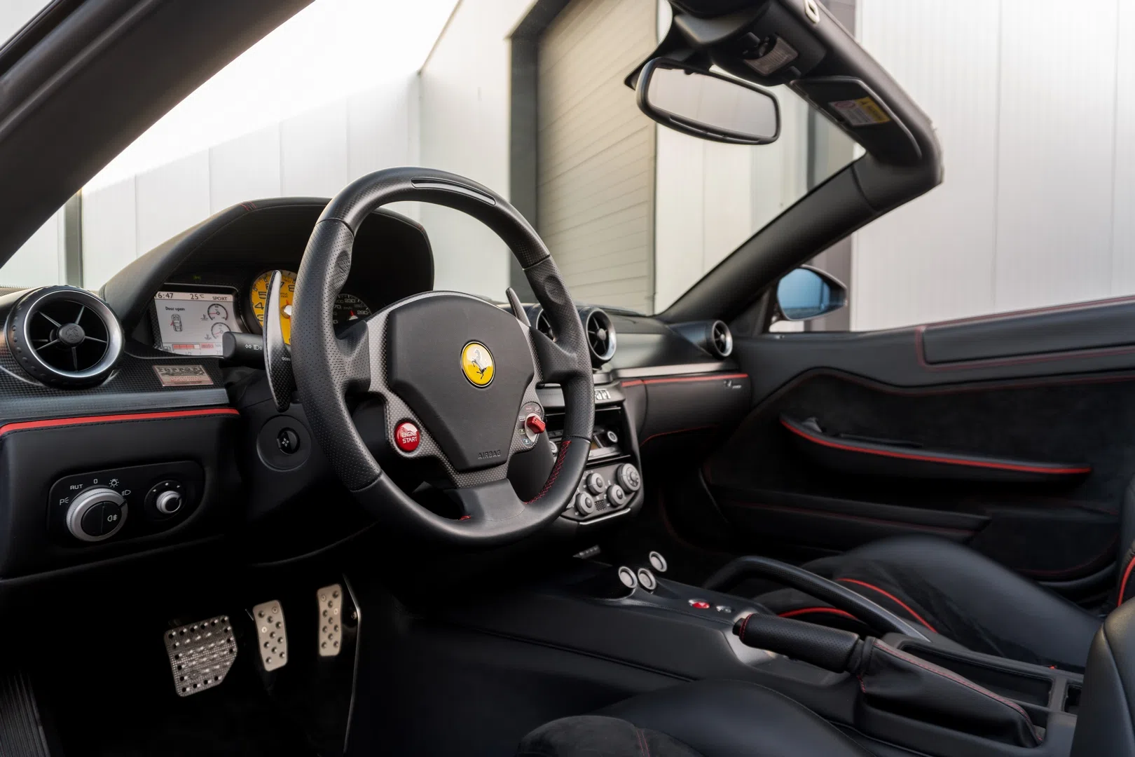 2011 Ferrari SA Aperta interior, dashboard