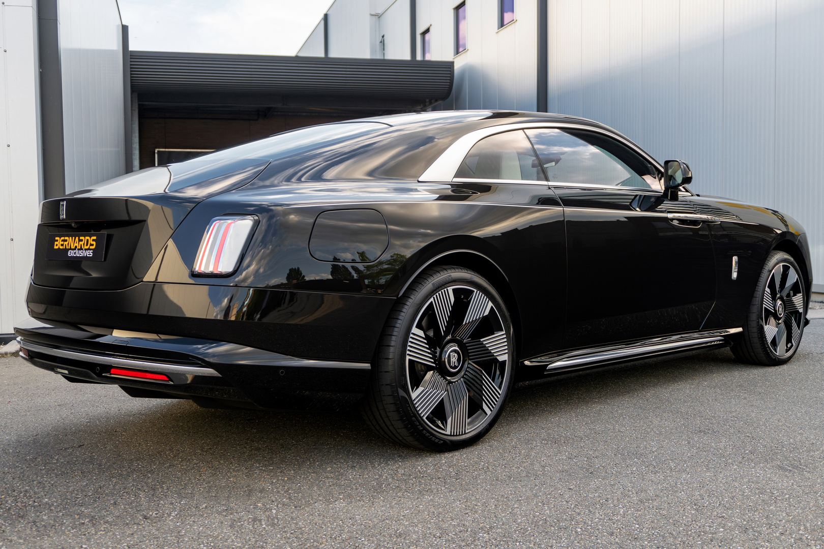2024 Rolls-Royce Spectre, 3/20