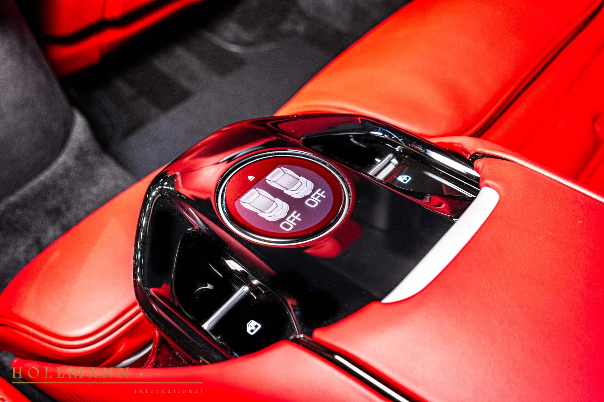 2024 Ferrari Purosangue interior, center console