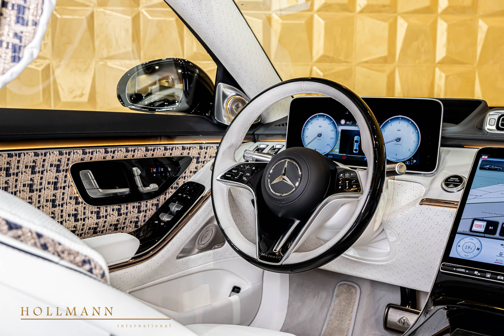 2024 Mercedes-Maybach S 680 Haute Voiture, 36/40
