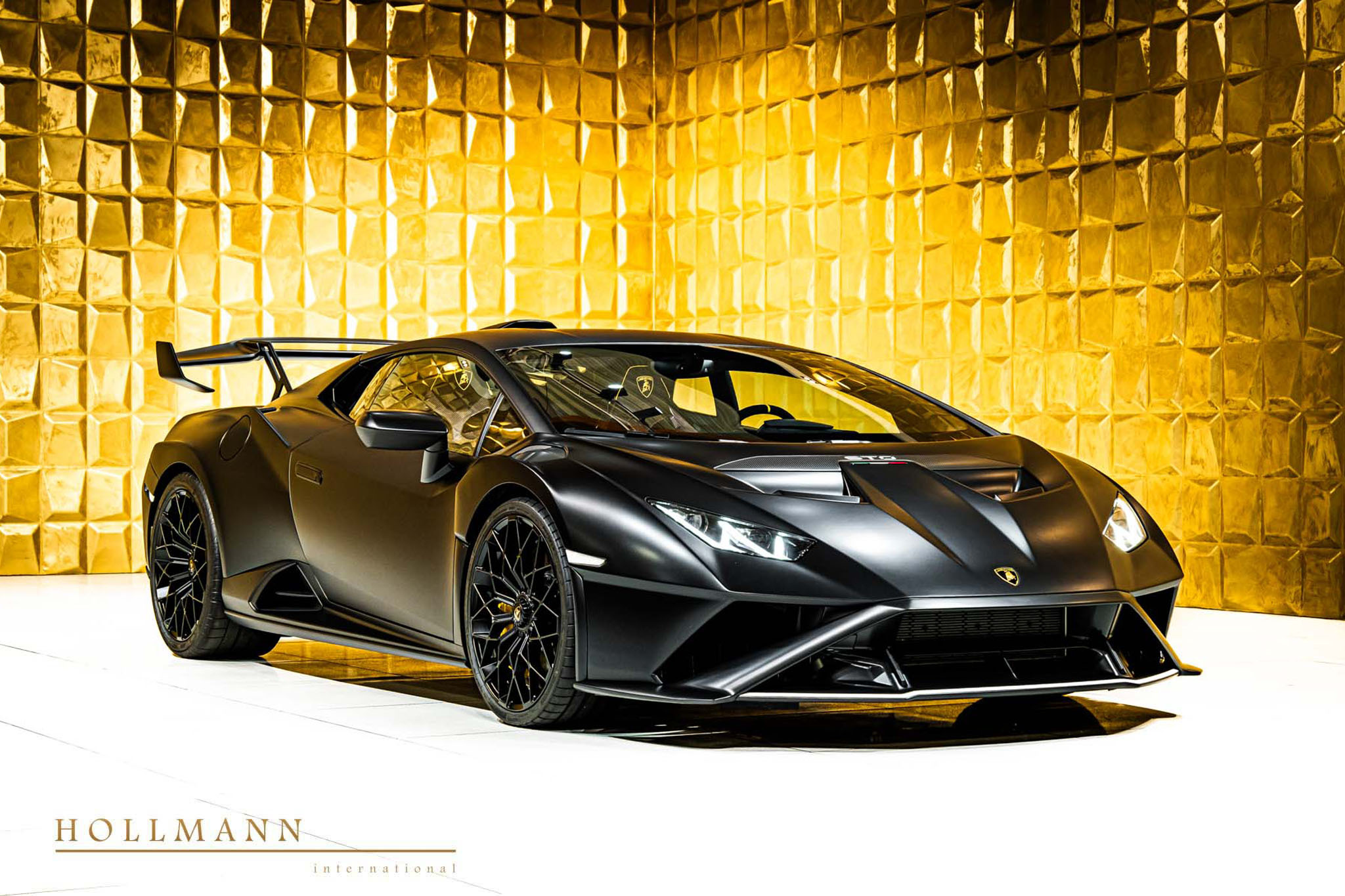 2024 Lamborghini Huracán STO
