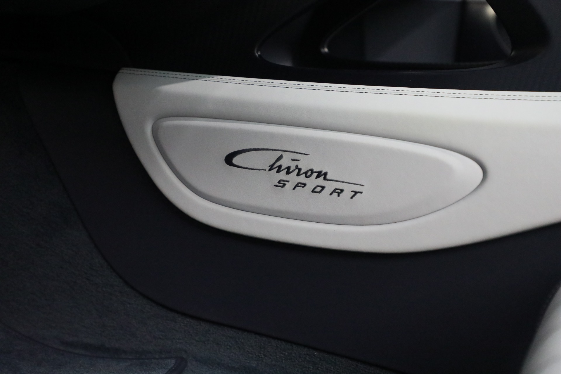 2020 Bugatti Chiron Sport, 18/22