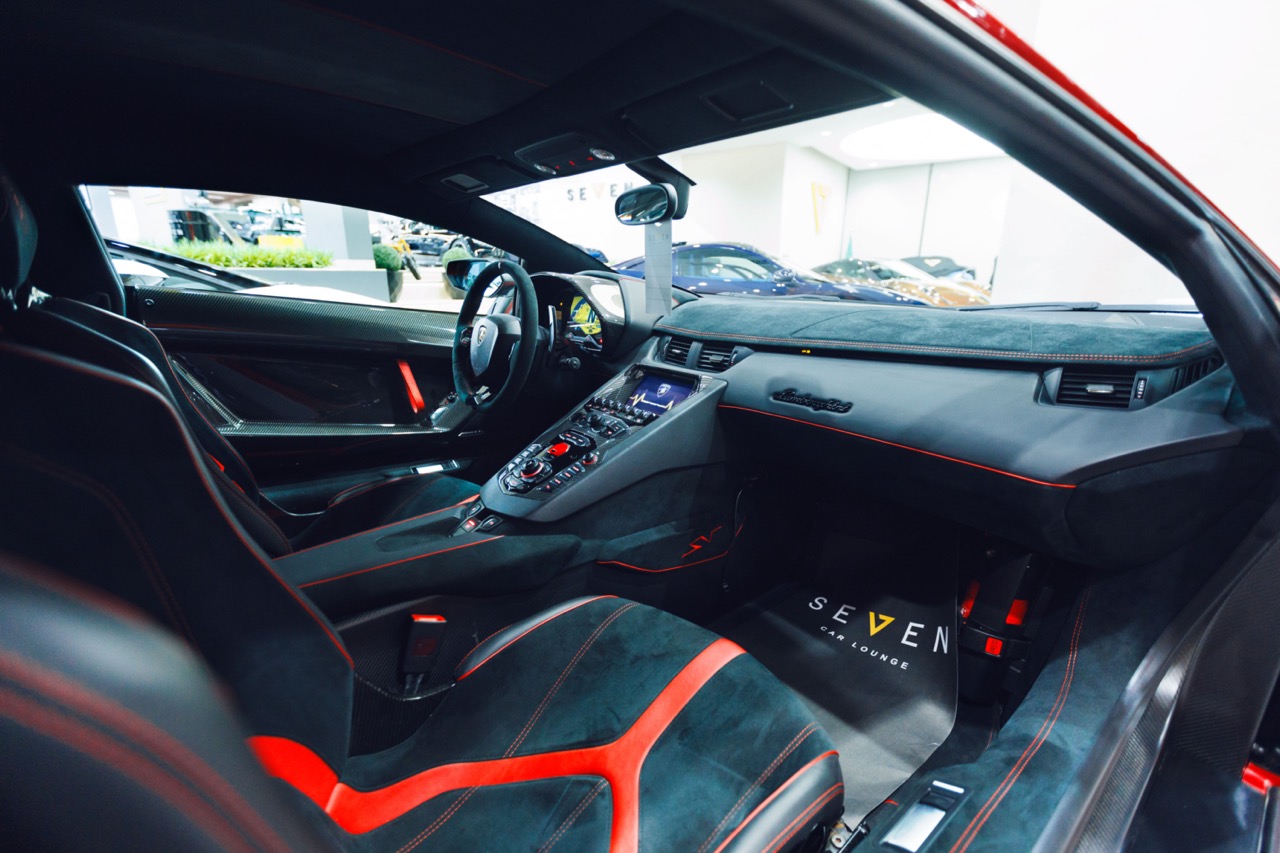 2016 Lamborghini Aventador SV, 2/15