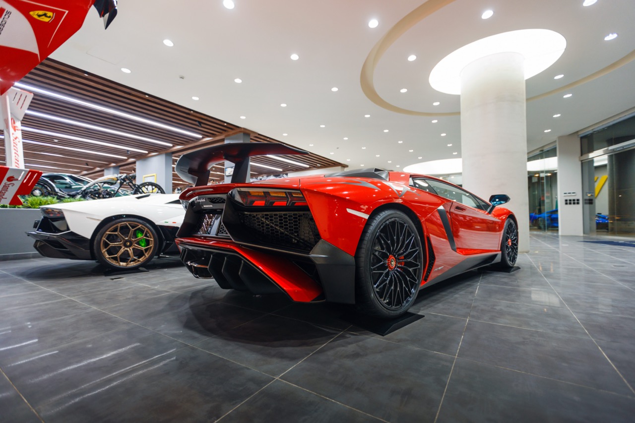 2016 Lamborghini Aventador SV, 6/15