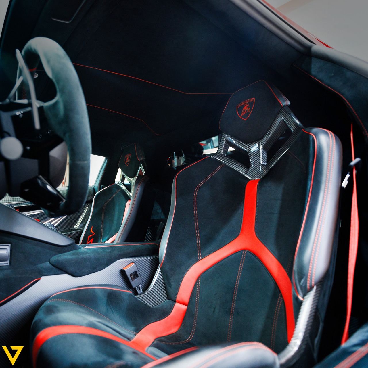 2016 Lamborghini Aventador SV, 8/15
