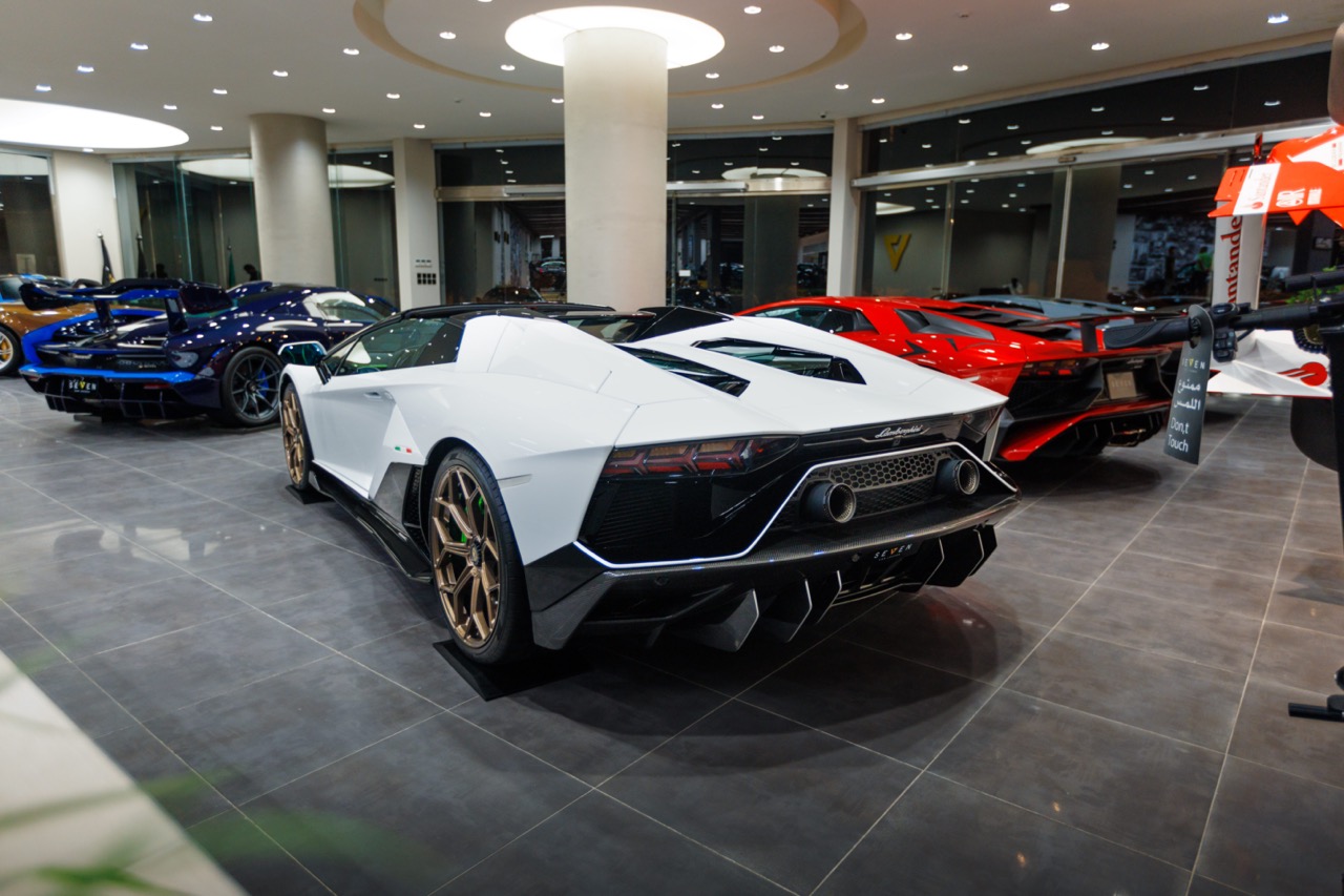 2022 Lamborghini Aventador LP 780-4 Ultimae Roadster, 3/15