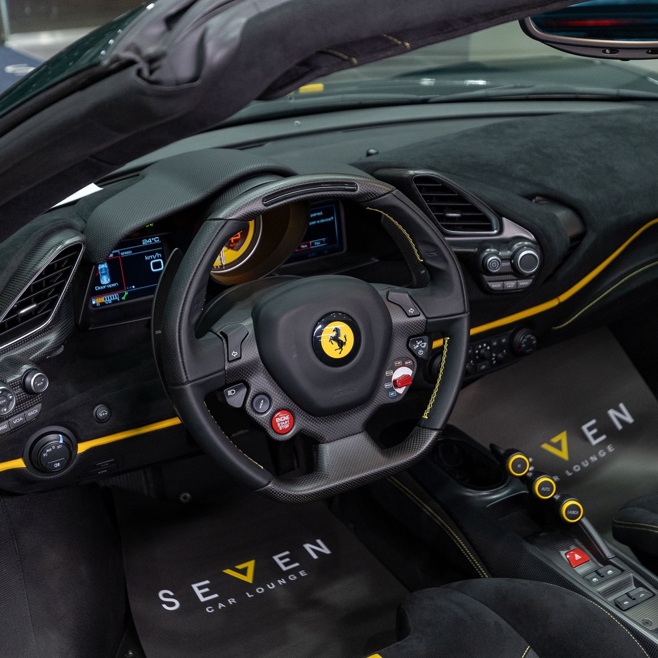 2021 Ferrari 488 Pista Spider, 2/8