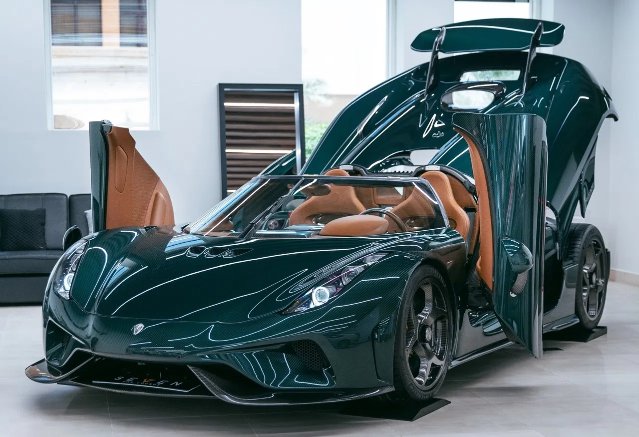2019 Koenigsegg Regera for sale, exterior, British Racing Green