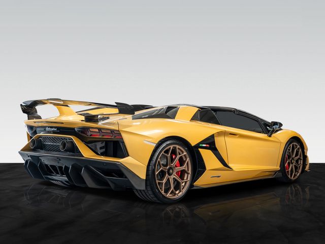 2021 Lamborghini Aventador SVJ Roadster, 5/5