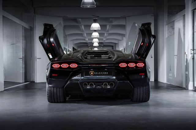 2022 Lamborghini Countach LPI 800-4, 2/6