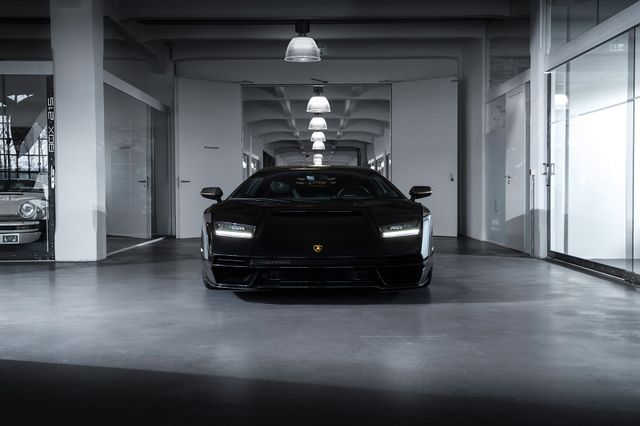 2022 Lamborghini Countach LPI 800-4, 3/6