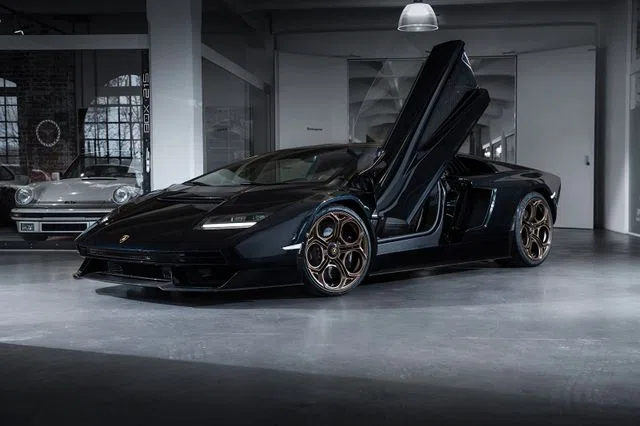 2022 Lamborghini Countach LPI 800-4 for sale, exterior