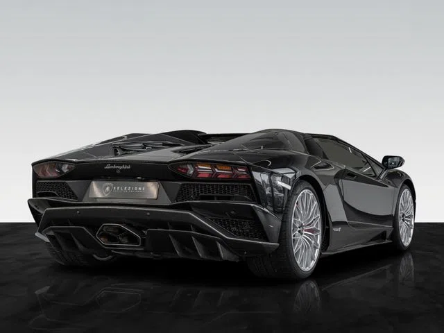 2018 Lamborghini Aventador S Roadster for sale, exterior