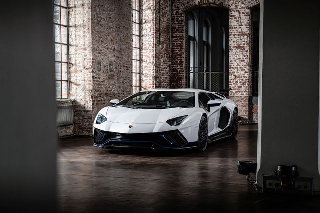 2022 Lamborghini Aventador LP780-4 Ultimae, 2/6