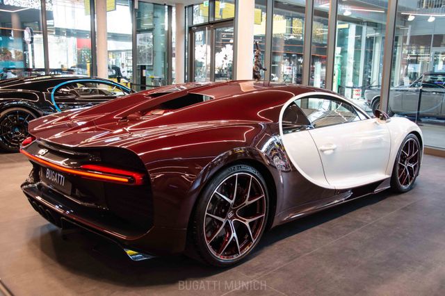 2019 Bugatti Chiron Sport, 2/6